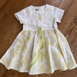Baby Lulu Girl’s Size 3t- Linen Floral Girls Dress Yellow Roses